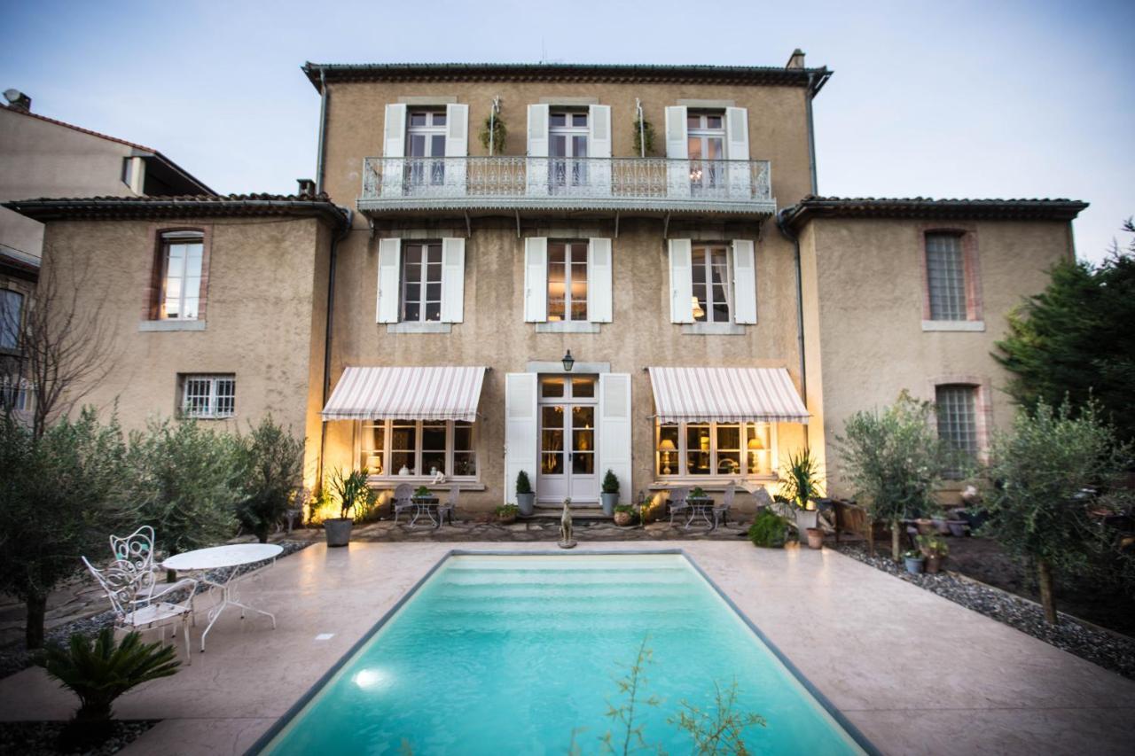 Du Palais Bed and breakfast *